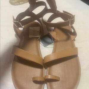 Universal Thread Women's Black , brown , Tan , Sandals size 9, 9.5,